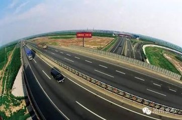 總院公司副總經(jīng)理馮燕寧榮獲2017年第四屆“國企楷?！け本┌駱印眱?yōu)秀人物稱號(hào)